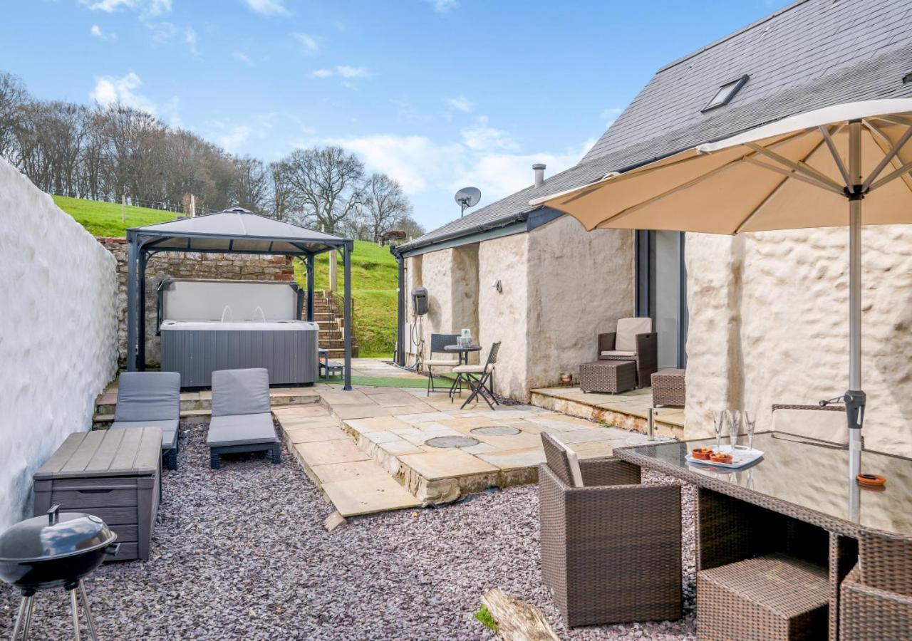 Apartamento Usk Barn Llanbadoc Exterior foto